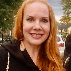 Meet your Posher, Hélène